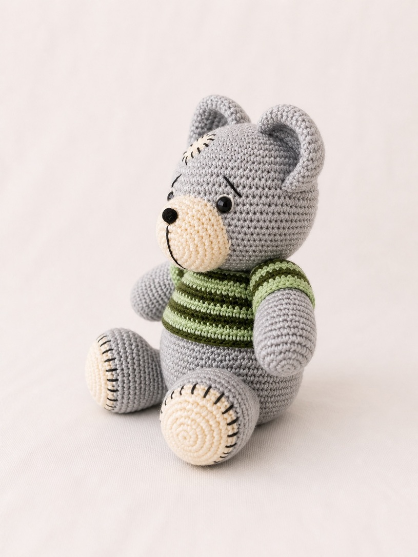Bear right side