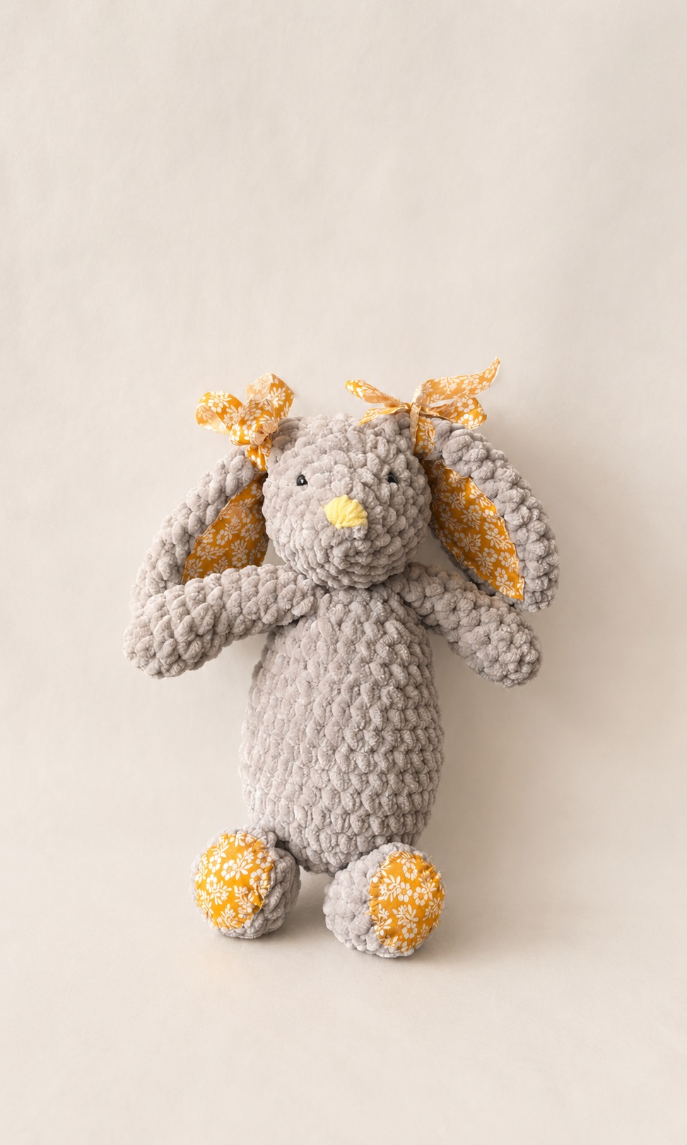 Velvet bunny yellow